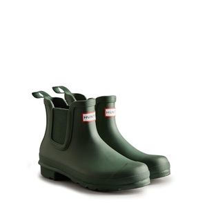 Hunter Original Chelsea Boots in Hunter Green